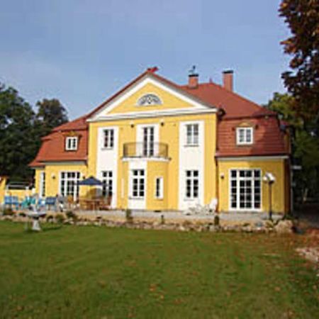 Herrenhaus Poppelvitz Maltzien Exterior foto